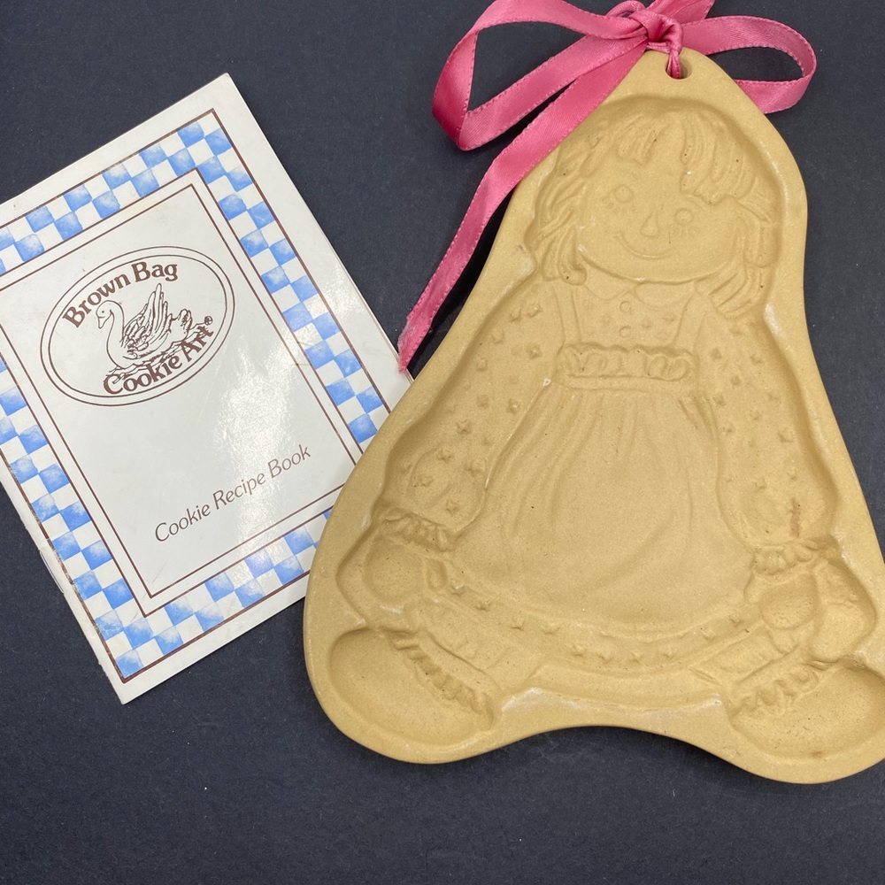 BROWN BAG Cookie Art Raggedy Ann Stoneware Mold